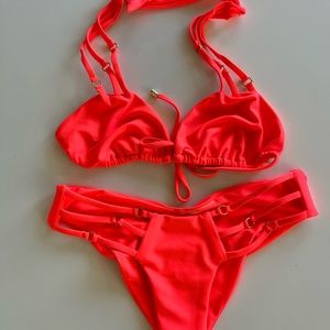 Beach Bunny Bikini Never Worn! Neon Pink XS
